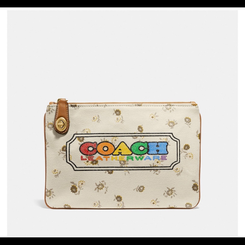 Coach Turnlock pouch 26 with rainbow coach badge - Picture 1 of 5